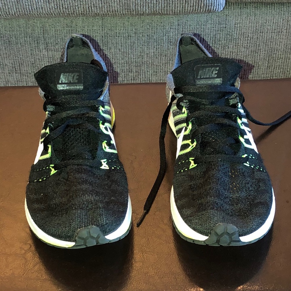 Nike Flyknit Racers